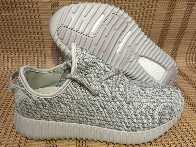 Zapatillas adidas modelo yeezy 350