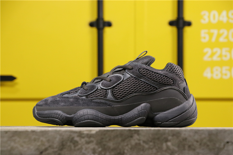 Zapatillas adidas modelo yeezy 500