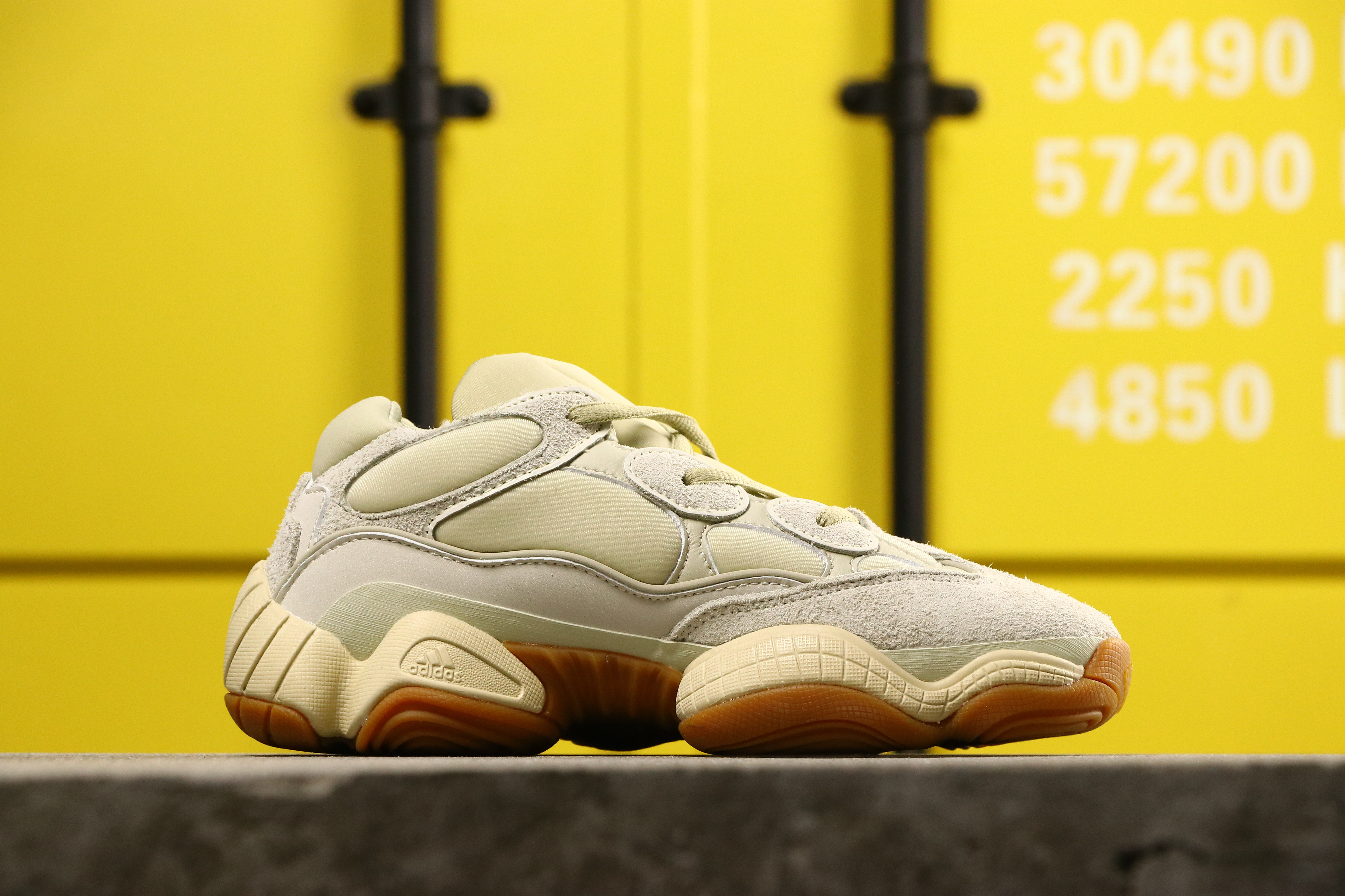 adidas yeezy 500