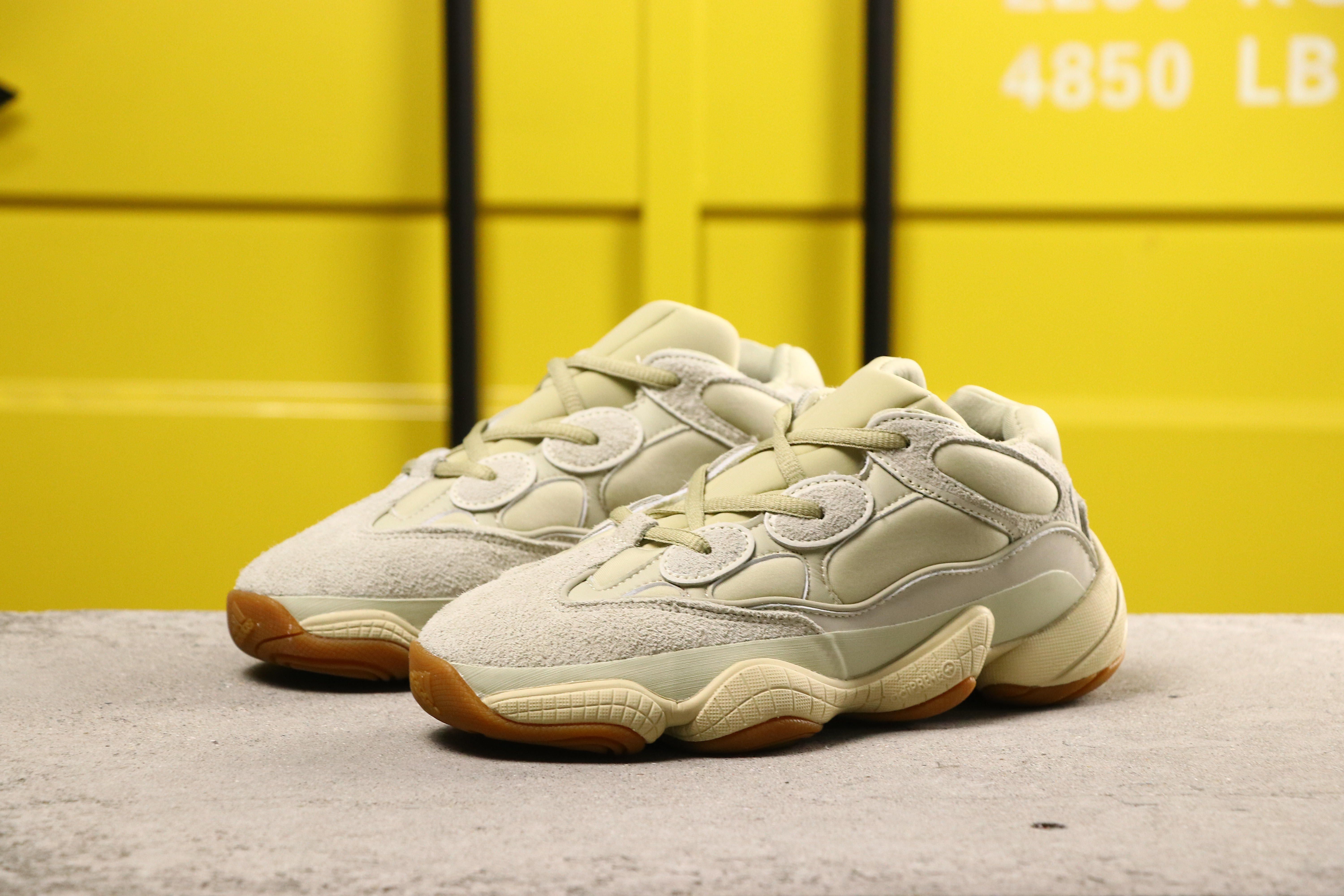 adidas yeezy 500