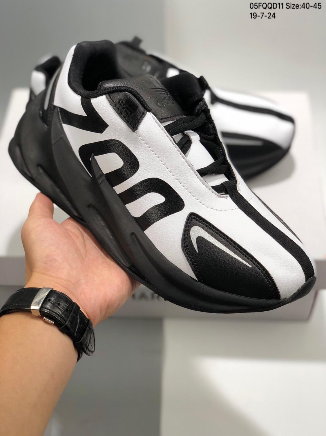 Zapatillas adidas modelo sharks concept 700