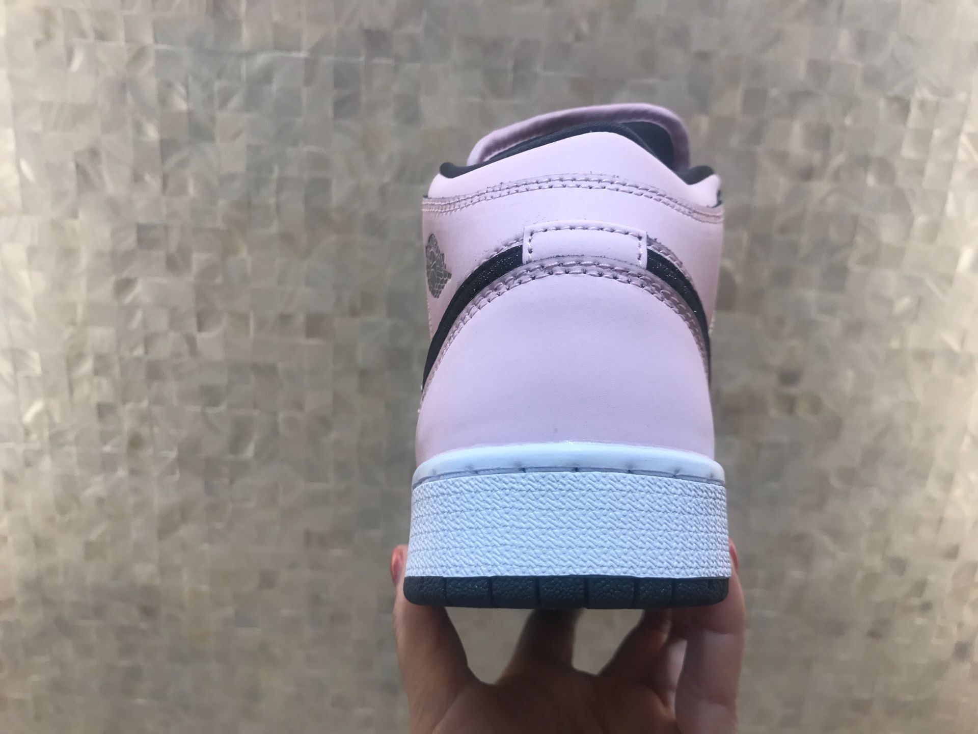 jordan air jordan 1 retro mid