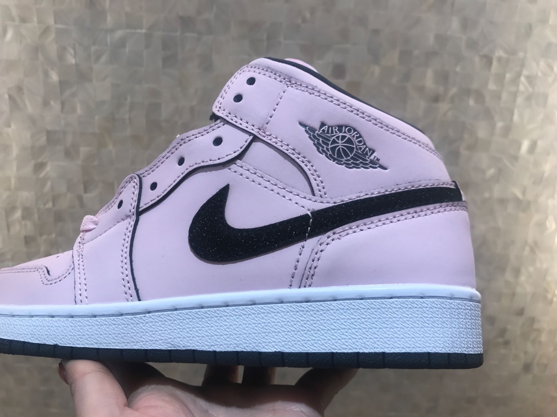 jordan air jordan 1 retro mid