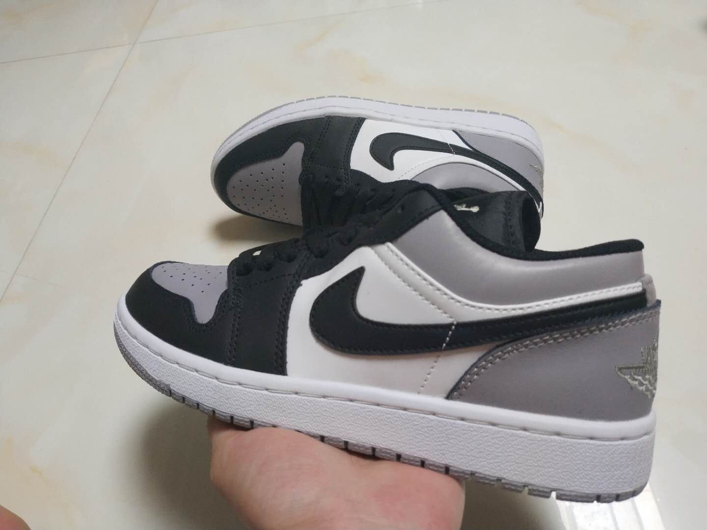 jordan air jordan 1 retro low