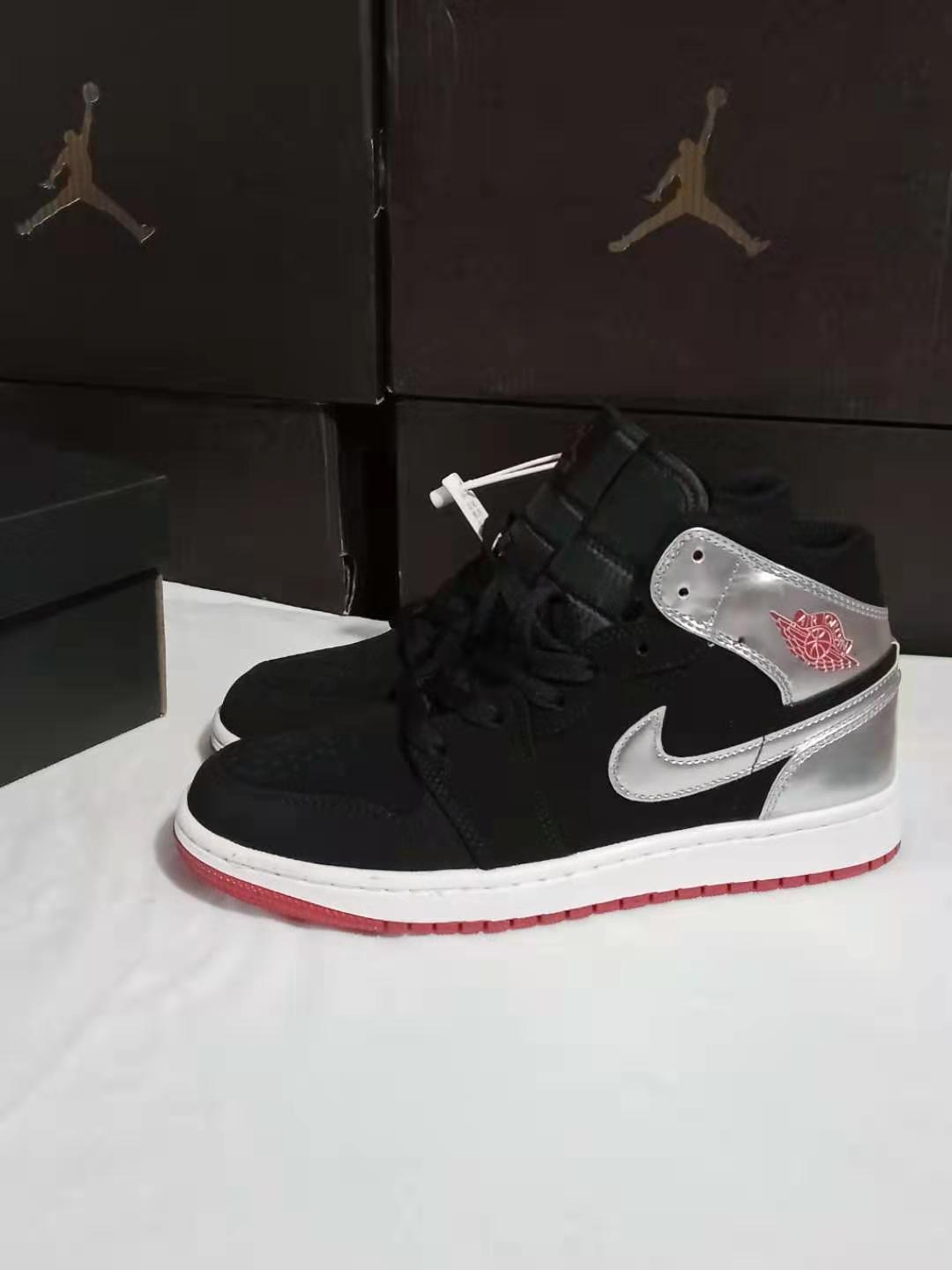 jordan air jordan 1 retro mid