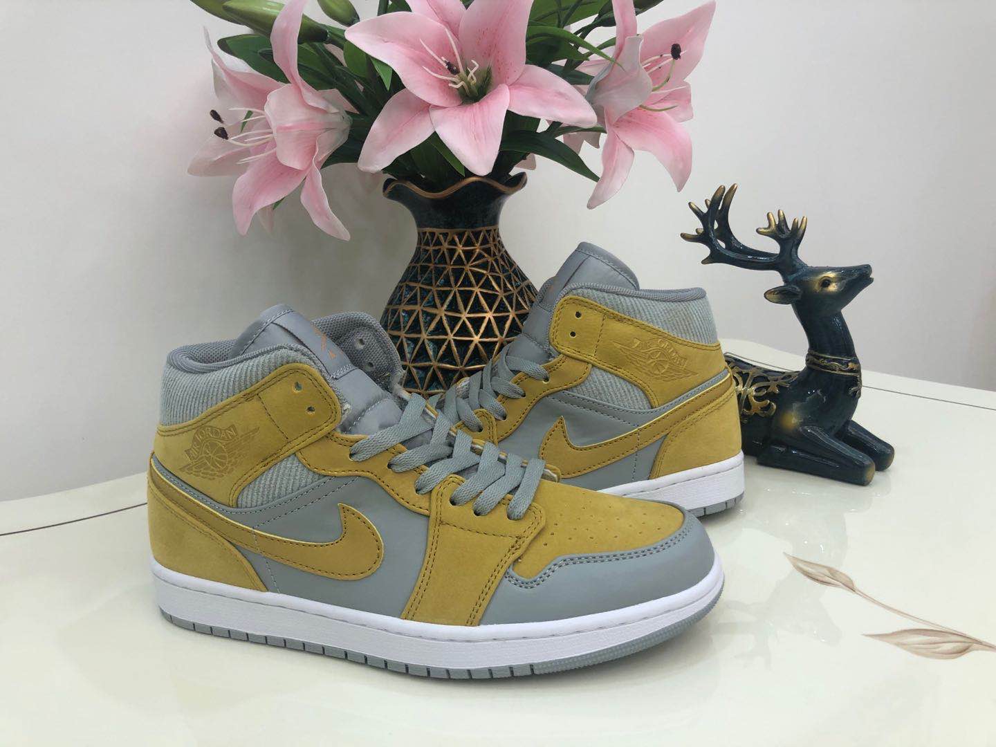 jordan air jordan 1 retro mid