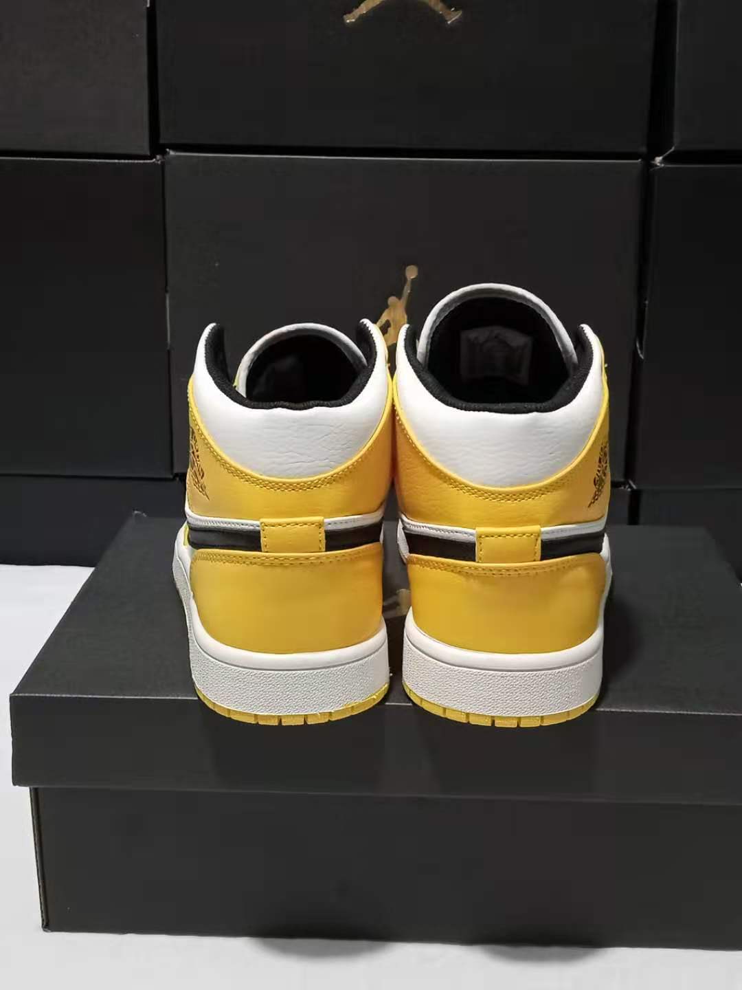 jordan air jordan 1 retro mid