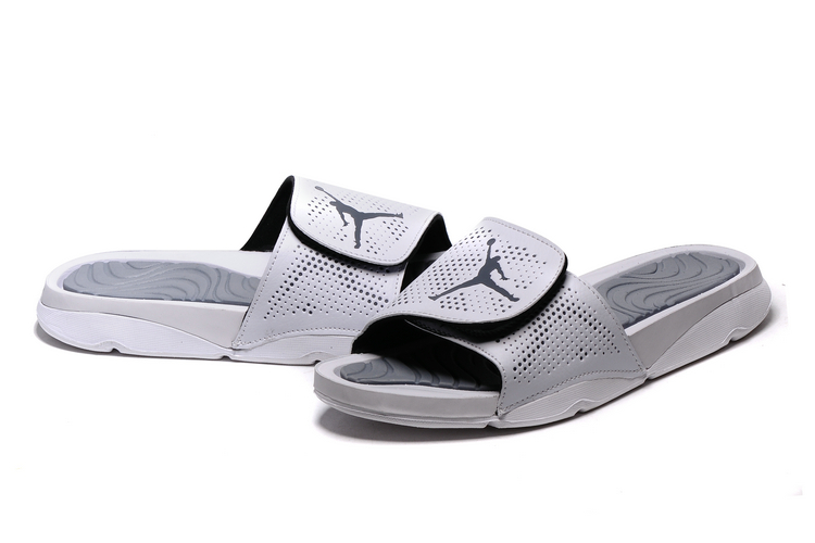 Zapatillas jordan modelo sandalia