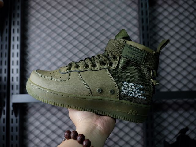 Zapatillas nike modelo air force high