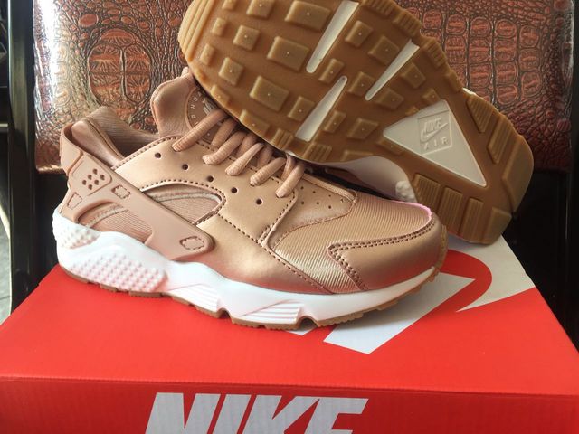 Zapatillas nike modelo air huarache 1