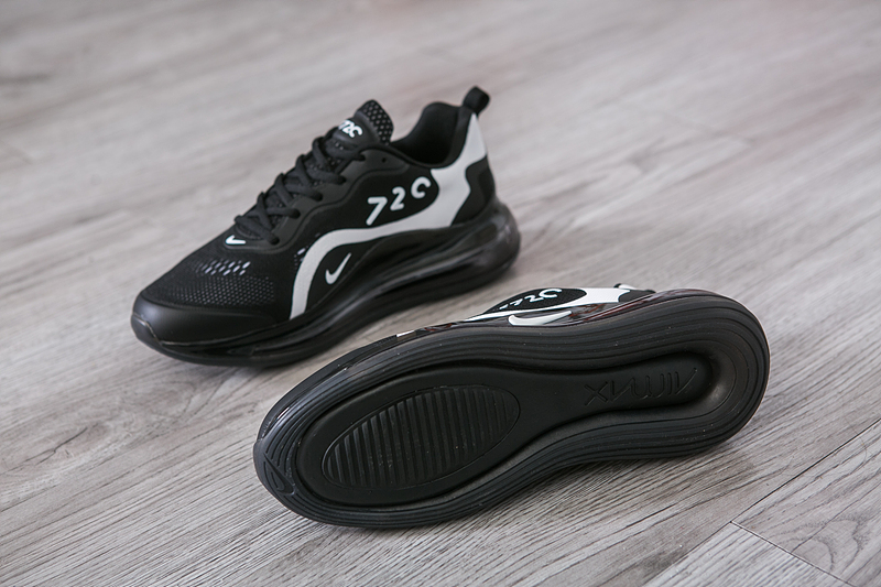 Zapatillas nike modelo air max 720 v2