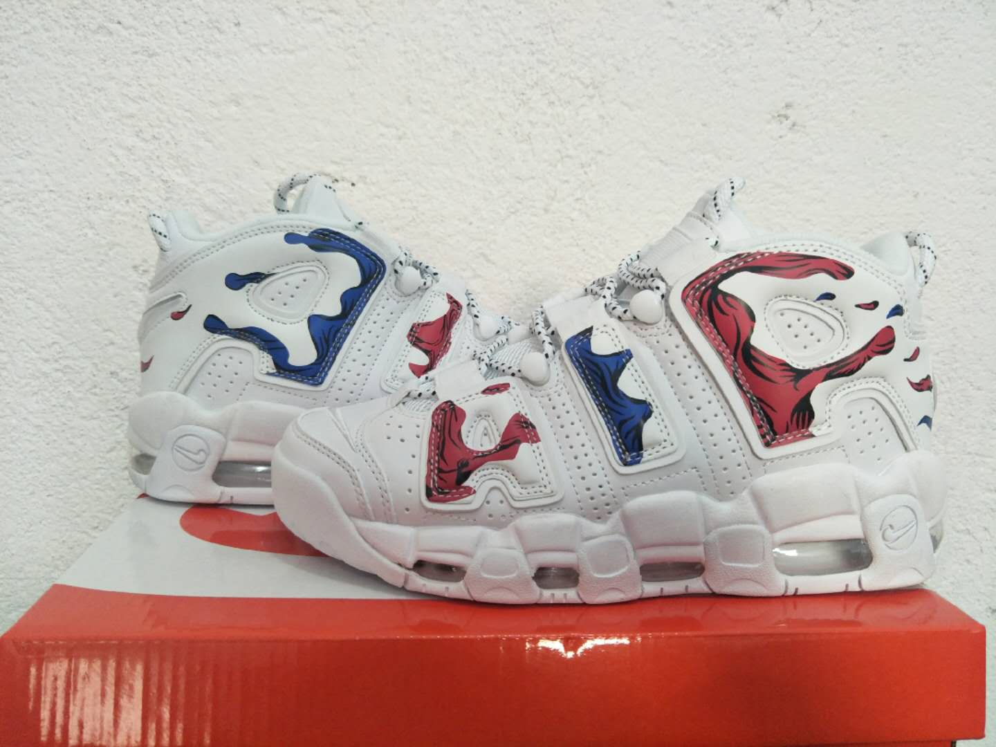 Zapatillas nike modelo air more uptempo