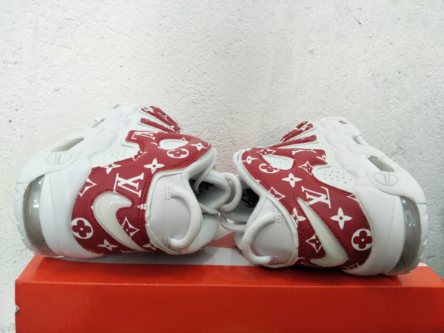 nike air more uptempo