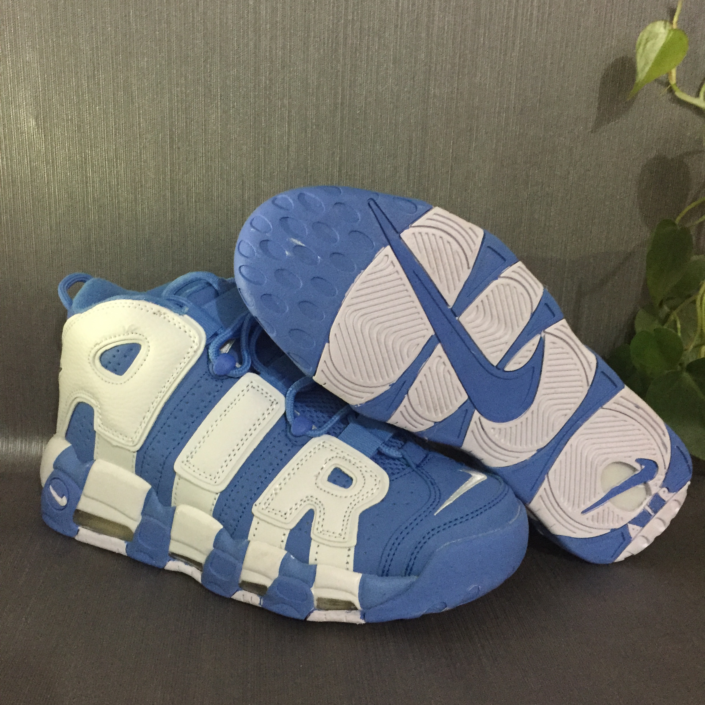 nike air more uptempo