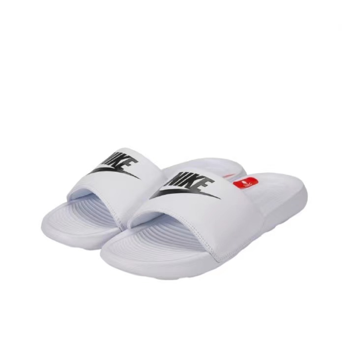 Zapatillas nike modelo sandalia