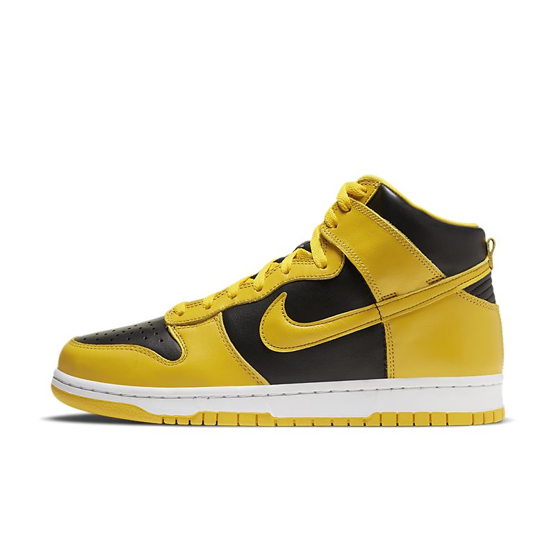 Zapatillas nike modelo sb dunk high
