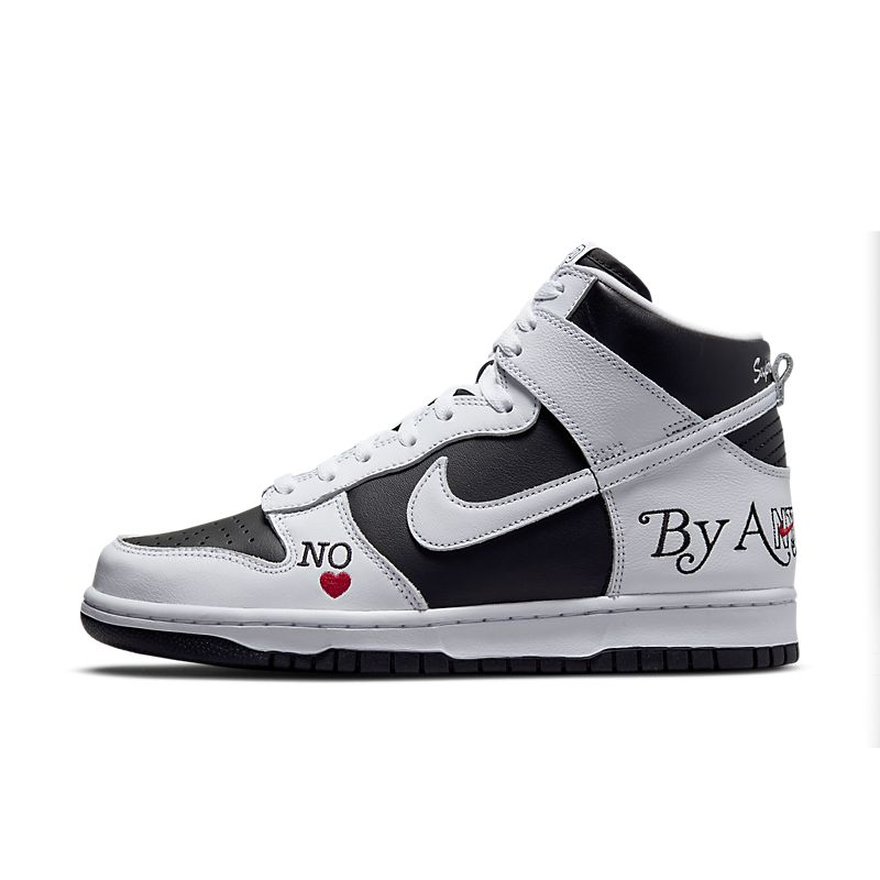Zapatillas nike modelo sb dunk high