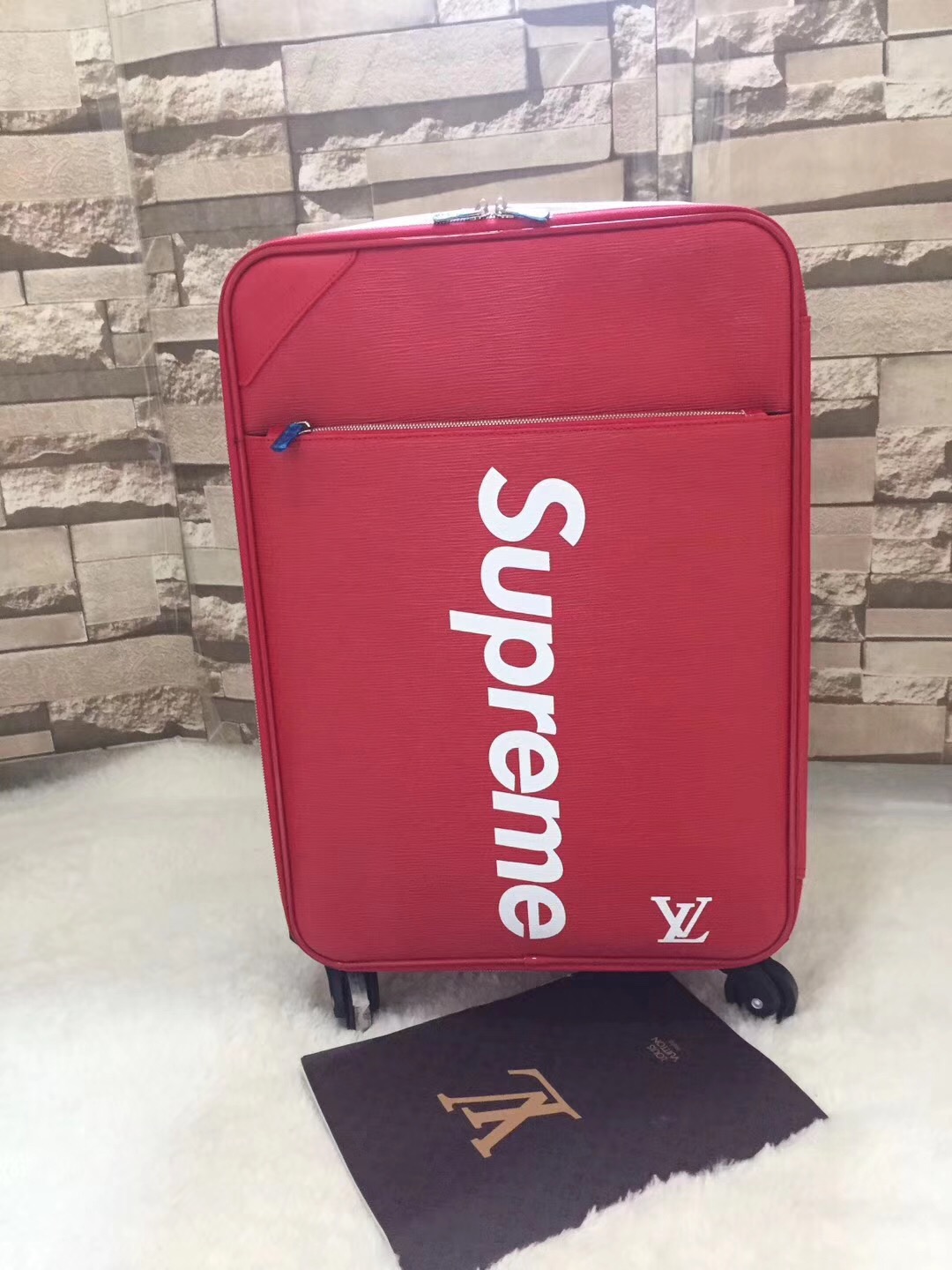supreme louis vuitton