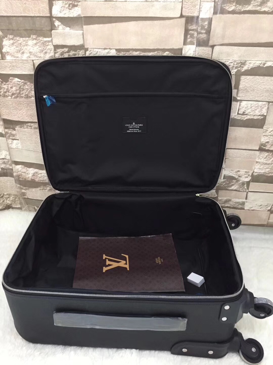 supreme louis vuitton