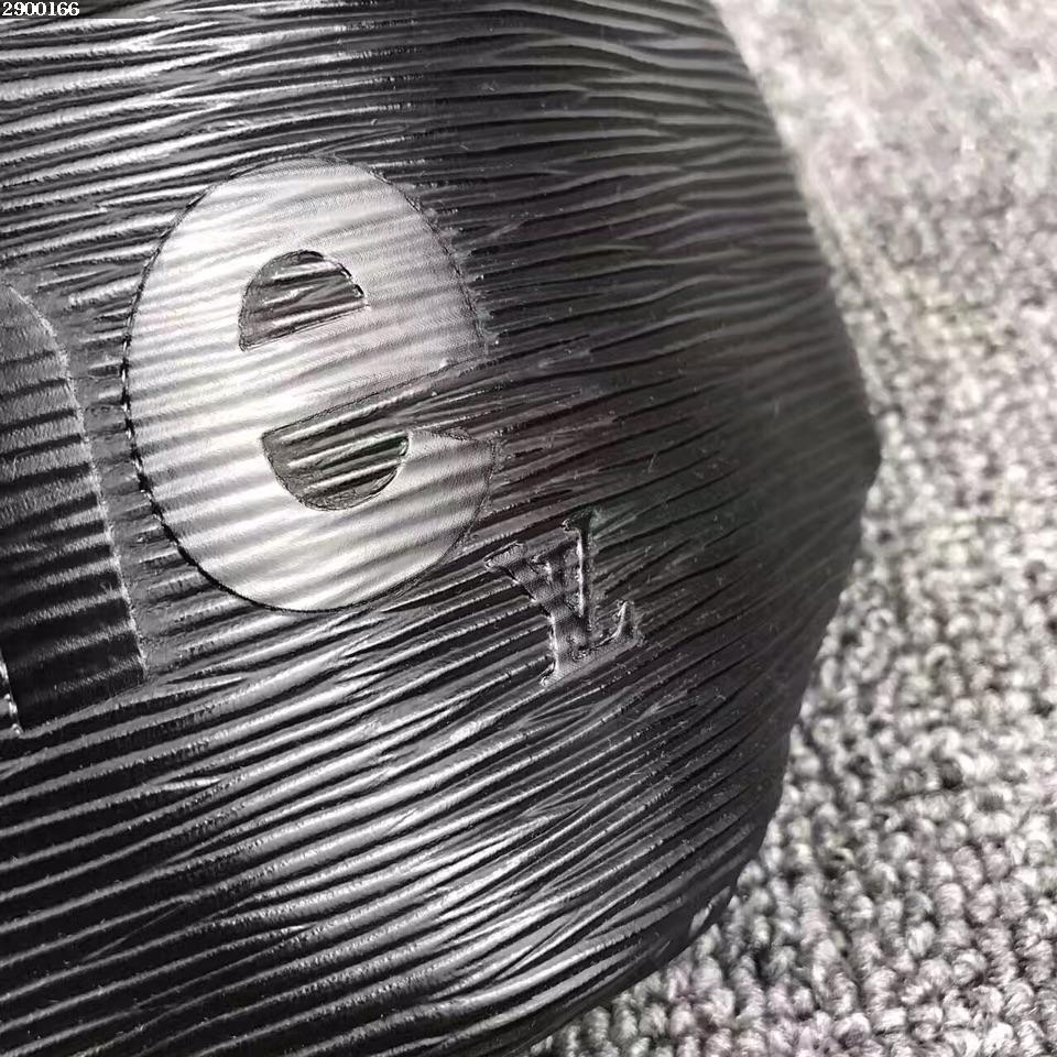 supreme louis vuitton